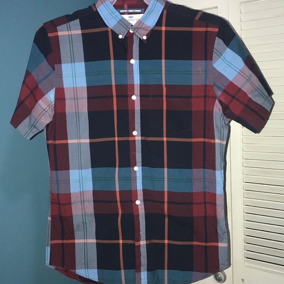 Lot of 4 for $12 Button Down Shirts โ๏ธ๐๐พ - Picture 2 of 4